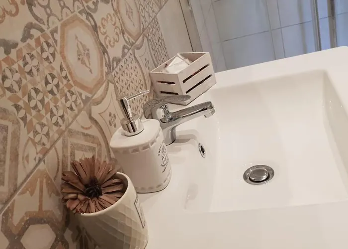 Frühstückspension Lumiere 3*